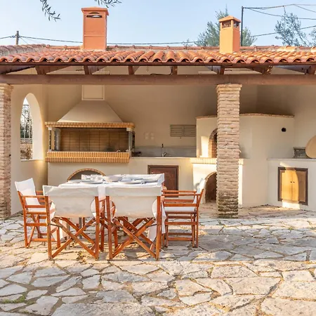 וילה Magnolia Mansion *