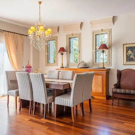 Magnolia Mansion Villa Kalamata