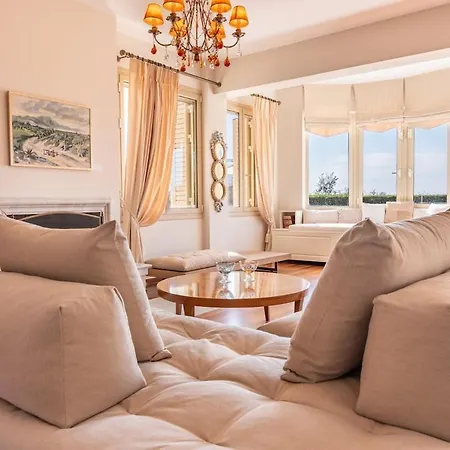 Magnolia Mansion Kalamata