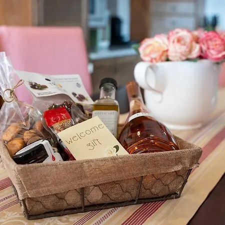 Magnolia Mansion Villa *