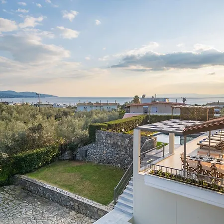 Magnolia Mansion Villa