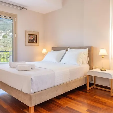 Villa Magnolia Mansion