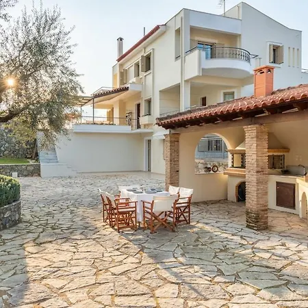 Villa Magnolia Mansion