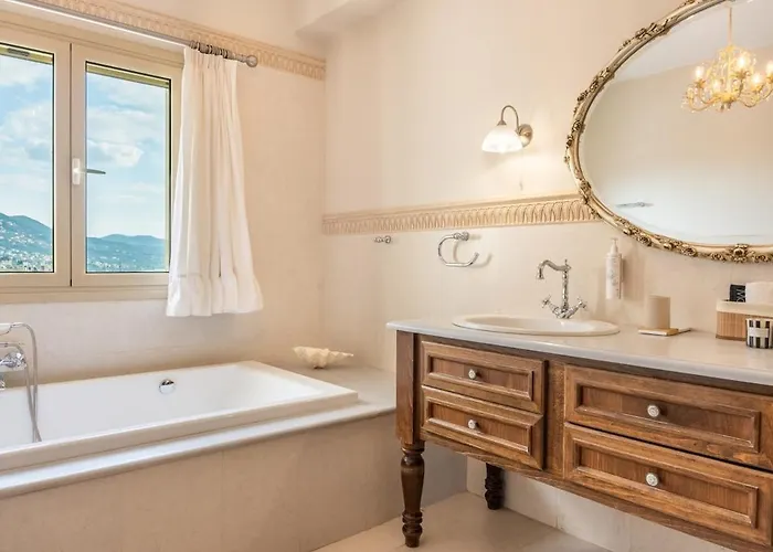 Magnolia Mansion Villa *